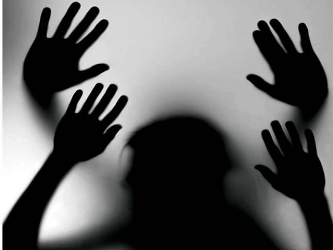 drunk man raped his elderly mother in agra of uttar pradesh | विकृतीचा कळस! दारूच्या नशेत मुलाने केला 75 वर्षीय आईवर बलात्कार