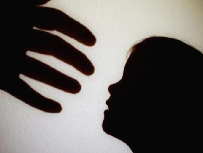 Taking advantage of the fact that everyone has gone to the farm, the grandfather rapes the minor grand daughter | नात्याला काळिमा! सर्वजण शेतात गेल्याचा गैरफायदा घेत आजोबाचा अल्पवयीन नातीवर अत्याचार Taking advantage of the fact that everyone has gone to the farm, the grandfather rapes the minor grand daughter | नात्याला काळिमा! सर्वजण शेतात गेल्याचा गैरफायदा घेत आजोबाचा अल्पवयीन नातीवर अत्याचार