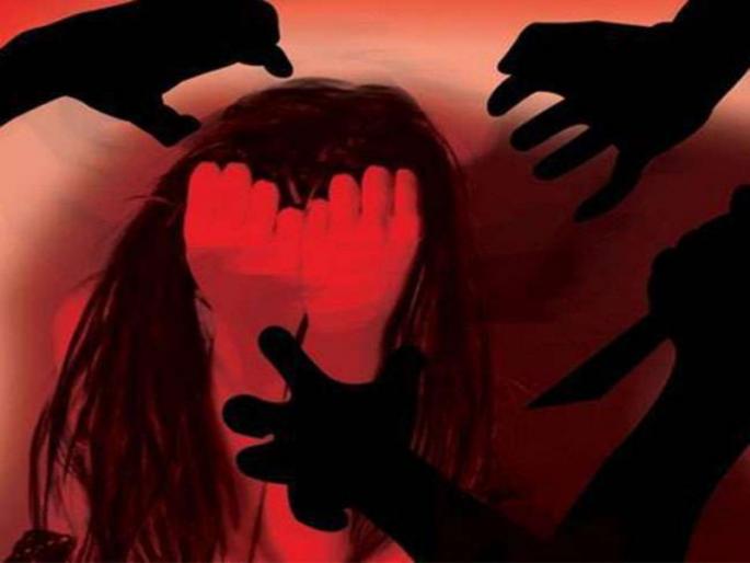 Shocking information on gang rape case in Pune; The video was shot by the culprits while torturing the girl | पुण्यातील सामूहिक बलात्कार प्रकरणातील धक्कादायक माहिती; मुलीवर अत्याचार करताना नराधमांनी केलं होतं व्हिडिओ चित्रीकरण Shocking information on gang rape case in Pune; The video was shot by the culprits while torturing the girl | पुण्यातील सामूहिक बलात्कार प्रकरणातील धक्कादायक माहिती; मुलीवर अत्याचार करताना नराधमांनी केलं होतं व्हिडिओ चित्रीकरण