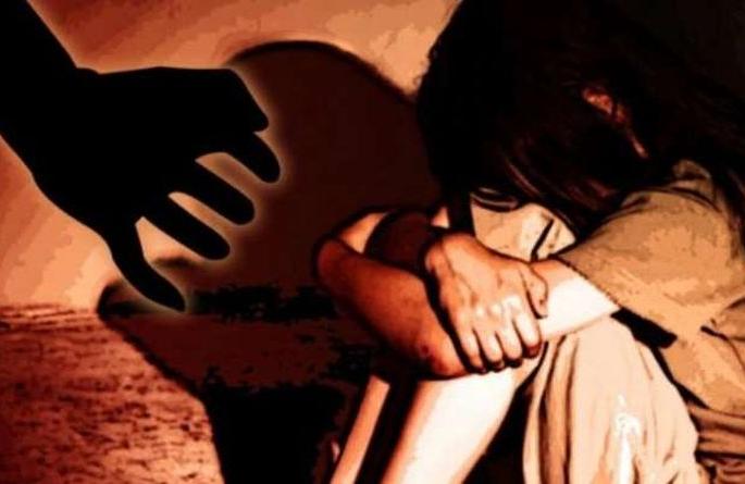 Rape on a crippled girl; Accused arrested | दिव्यांग मुलीवर अत्याचार; आरोपीला अटक Rape on a crippled girl; Accused arrested | दिव्यांग मुलीवर अत्याचार; आरोपीला अटक