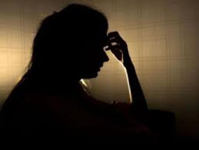 sexually abuse on wife by a police officer in pune Attempted to shoot and kill | Pune Crime: पोलीस अधिकाऱ्यानेच केला पत्नीवर अनैसर्गिक अत्याचार; गोळीही झाडून ठार मार मारण्याचा प्रयत्न sexually abuse on wife by a police officer in pune Attempted to shoot and kill | Pune Crime: पोलीस अधिकाऱ्यानेच केला पत्नीवर अनैसर्गिक अत्याचार; गोळीही झाडून ठार मार मारण्याचा प्रयत्न