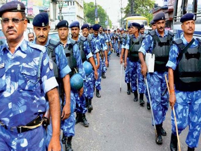 Jalgaon Calls First 'Rapid Action Force' For Ganpati Visrajan | गणपतीच्या विसर्जनासाठी जळगावला प्रथमच ‘रॅपीड अॅक्शन फोर्स’ तैनात Jalgaon Calls First 'Rapid Action Force' For Ganpati Visrajan | गणपतीच्या विसर्जनासाठी जळगावला प्रथमच ‘रॅपीड अॅक्शन फोर्स’ तैनात