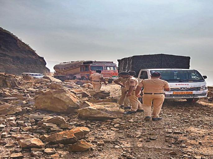 211 villages in Ratnagiri district are affected by landslides | रत्नागिरी जिल्ह्यातील २११ गावे दरडग्रस्त, प्रशासनाकडून सज्जता 211 villages in Ratnagiri district are affected by landslides | रत्नागिरी जिल्ह्यातील २११ गावे दरडग्रस्त, प्रशासनाकडून सज्जता