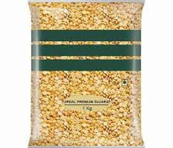 Ration card holders will now also get pulses for free | शिधापत्रिकाधारकांना आता डाळही मिळणार फुकट Ration card holders will now also get pulses for free | शिधापत्रिकाधारकांना आता डाळही मिळणार फुकट