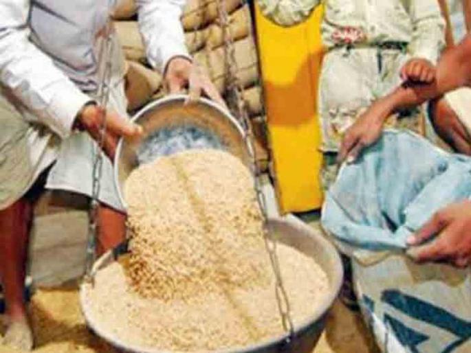 Demand of ration shops is impractical! | रेशन दुकानदारांच्या मागण्या अव्यवहार्य ! Demand of ration shops is impractical! | रेशन दुकानदारांच्या मागण्या अव्यवहार्य !