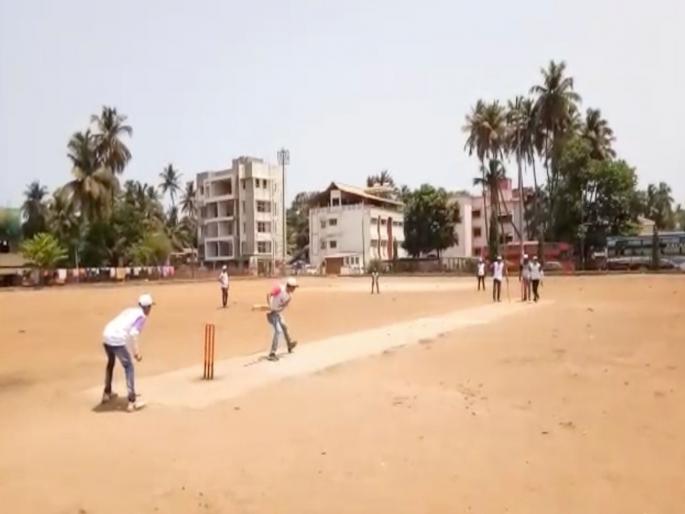 Video cricket match for blind student in ratnagiri | Video - आवाजावर खेळली ही मुले क्रिकेट! Video cricket match for blind student in ratnagiri | Video - आवाजावर खेळली ही मुले क्रिकेट!