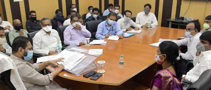 Bina village will be rehabilitated on the lines of Smart Village: Guardian Minister | स्मार्ट व्हिलेजच्या धर्तीवर बीना गावाचे पुनर्वसन करणार : पालकमंत्री Bina village will be rehabilitated on the lines of Smart Village: Guardian Minister | स्मार्ट व्हिलेजच्या धर्तीवर बीना गावाचे पुनर्वसन करणार : पालकमंत्री