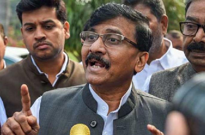 mp sanjay raut criticize bjp government over Inflation and oil price hike | ..तर आमच्या वडापावच्या गाडीवरही 'ईडी' कारवाई करेल असे वाटते; संजय राऊतांचा टोला mp sanjay raut criticize bjp government over Inflation and oil price hike | ..तर आमच्या वडापावच्या गाडीवरही 'ईडी' कारवाई करेल असे वाटते; संजय राऊतांचा टोला