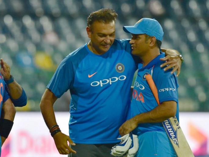 'The great players like Dhoni themselves decide their future', Ravi Shastri's critics reply | 'धोनीसारखे महान खेळाडू स्वत: आपलं भविष्य ठरवतात', रवी शास्त्रींचं टीकाकारांना चोख उत्तर