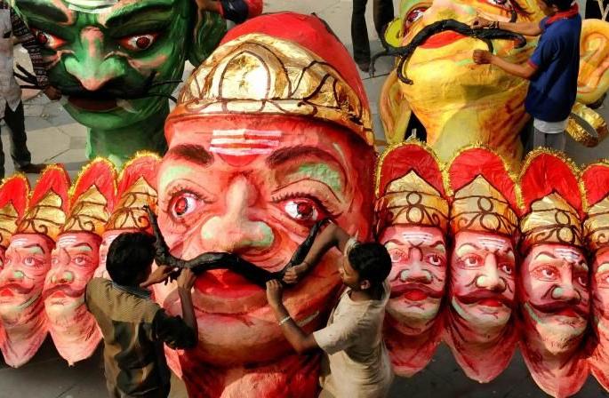 Ravanadhana program canceled: Decision of Sanatan Sabha on the background of Corona | रावणदहनाचा कार्यक्रम रद्द : कोरोनाच्या पार्श्वभूमीवर सनातन सभेचा निर्णय Ravanadhana program canceled: Decision of Sanatan Sabha on the background of Corona | रावणदहनाचा कार्यक्रम रद्द : कोरोनाच्या पार्श्वभूमीवर सनातन सभेचा निर्णय