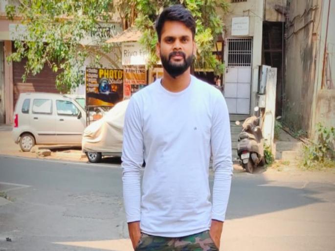 Ravi tried to save the life of the autorickshaw driver ...... but failed | तरुणाने रिक्षाचालकाचा जीव वाचवण्यासाठी केले प्रयत्न...... चालकाची मृत्यूशी झुंज ठरली अपयशी Ravi tried to save the life of the autorickshaw driver ...... but failed | तरुणाने रिक्षाचालकाचा जीव वाचवण्यासाठी केले प्रयत्न...... चालकाची मृत्यूशी झुंज ठरली अपयशी