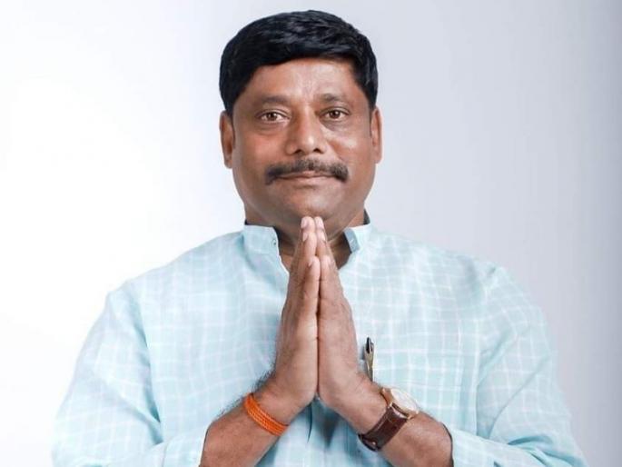 Ravindra Dhangekar property is 8 crores 16 lakhs After becoming an MLA, wealth decreases instead of increasing | रवींद्र धंगेकर यांची मालमत्ता ८ कोटी १६ लाख; आमदार झाल्यावर संपत्तीत वाढ होण्याऐवजी घट Ravindra Dhangekar property is 8 crores 16 lakhs After becoming an MLA, wealth decreases instead of increasing | रवींद्र धंगेकर यांची मालमत्ता ८ कोटी १६ लाख; आमदार झाल्यावर संपत्तीत वाढ होण्याऐवजी घट
