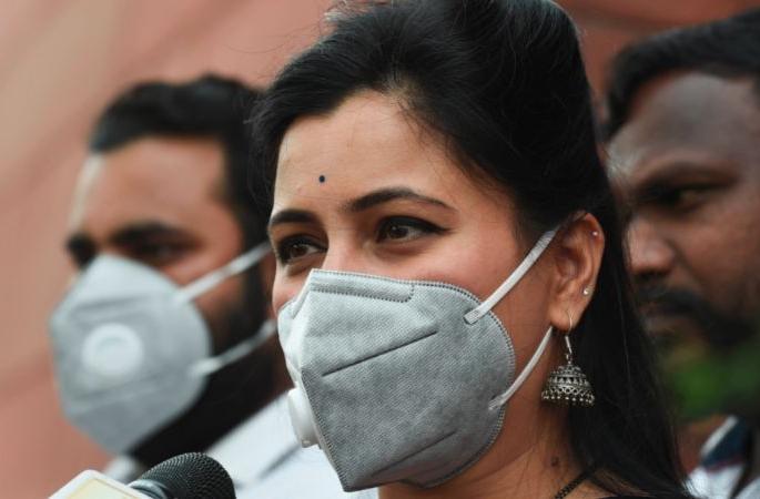 Send a central team to each district | प्रत्येक जिल्ह्यात केंद्रीय पथक पाठवा, खासदार नवनीत राणा यांची नरेंद्र मोदींकडे विनंती Send a central team to each district | प्रत्येक जिल्ह्यात केंद्रीय पथक पाठवा, खासदार नवनीत राणा यांची नरेंद्र मोदींकडे विनंती