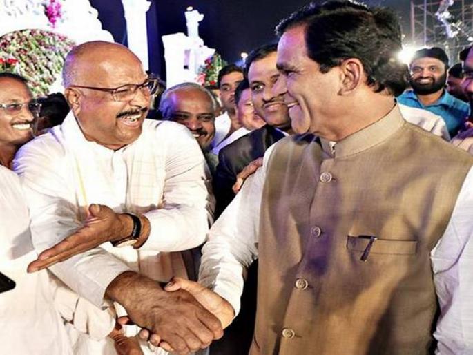 Sattar did not Interested the desire to enter BJP | सत्तारांनी भाजपप्रवेशाची इच्छा व्यक्त केलीच नाही; दानवेंचा खळबळजनक खुलासा Sattar did not Interested the desire to enter BJP | सत्तारांनी भाजपप्रवेशाची इच्छा व्यक्त केलीच नाही; दानवेंचा खळबळजनक खुलासा