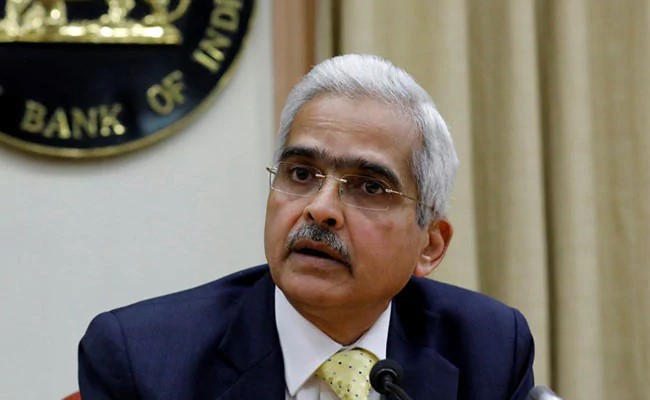 RBI's relief to vaccine growers, Rs 50,000 crore package for healthcare | लस उत्पादकांना आरबीआयचा दिलासा, आराेग्यसेवेसाठी ५० हजार कोटींचे पॅकेज RBI's relief to vaccine growers, Rs 50,000 crore package for healthcare | लस उत्पादकांना आरबीआयचा दिलासा, आराेग्यसेवेसाठी ५० हजार कोटींचे पॅकेज