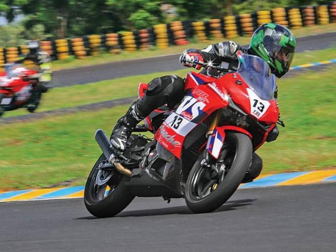 Racing Bike Lampas in the name of Test Ride | टेस्ट राईडच्या नावाखाली रेसिंग बाईक लंपास Racing Bike Lampas in the name of Test Ride | टेस्ट राईडच्या नावाखाली रेसिंग बाईक लंपास