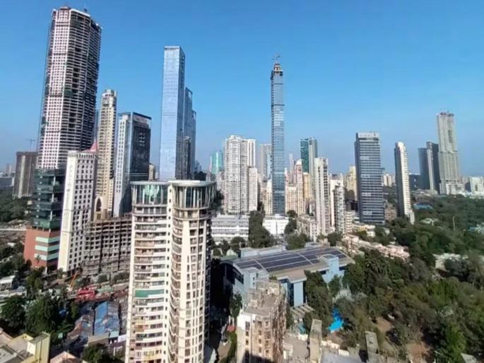 mumbai tops the country in buying houses and offices overtaking delhi | घर आणि कार्यालयांच्या खरेदीत दिल्लीला मागे टाकून देशात मुंबई अव्वल  