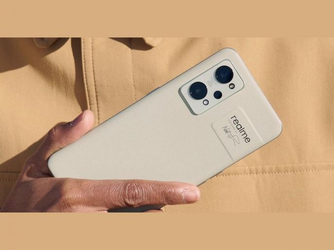 Realme GT 2 5g phone launched know specs price sale  | 1 नव्हे तर 2 बॅटरीजसह आला Realme GT 2 5G Phone; सोबत 65W Charging, 12GB RAM  Realme GT 2 5g phone launched know specs price sale  | 1 नव्हे तर 2 बॅटरीजसह आला Realme GT 2 5G Phone; सोबत 65W Charging, 12GB RAM