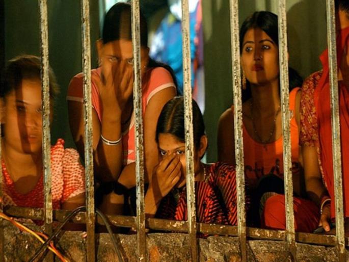 World Anti-Prostitution Day Special: 'Pune Pattern' who prevent new recruitment in prostitution business! | जागतिक वेश्या व्यवसाय विरोधी दिन विशेष : वेश्या व्यवसायातील नवीन भरती रोखणारा 'पुणे पॅटर्न'! World Anti-Prostitution Day Special: 'Pune Pattern' who prevent new recruitment in prostitution business! | जागतिक वेश्या व्यवसाय विरोधी दिन विशेष : वेश्या व्यवसायातील नवीन भरती रोखणारा 'पुणे पॅटर्न'!