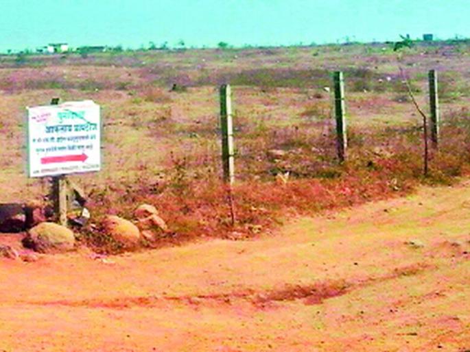 Land acquisition in red zone boom; Loot of the baggage | रेड झोन हद्दीत जमीन विक्रीचा धंदा तेजीत; सामान्यांची लूट Land acquisition in red zone boom; Loot of the baggage | रेड झोन हद्दीत जमीन विक्रीचा धंदा तेजीत; सामान्यांची लूट