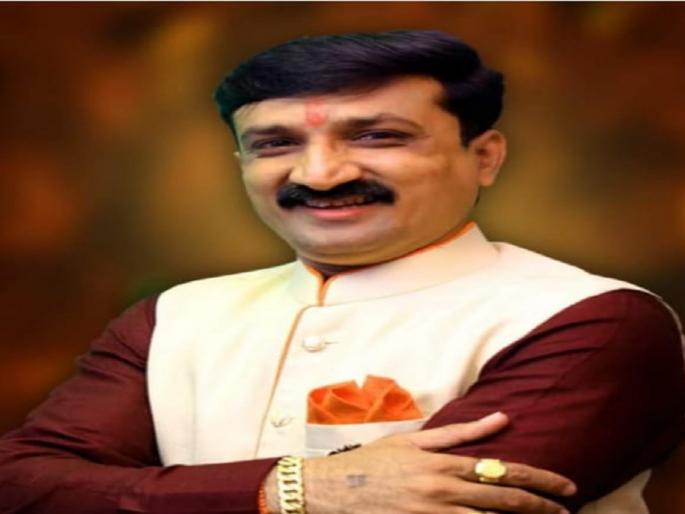 Ulhasnagar Police has taken action against Shiv Sena Thackeray faction head Suresh Patil | उल्हासनगर शिवसेना शाखाप्रमुख सुरेश पाटील तडीपार; जनसंपर्क कार्यालयाच्या तोडफोडीत पाटील आरोपी Ulhasnagar Police has taken action against Shiv Sena Thackeray faction head Suresh Patil | उल्हासनगर शिवसेना शाखाप्रमुख सुरेश पाटील तडीपार; जनसंपर्क कार्यालयाच्या तोडफोडीत पाटील आरोपी