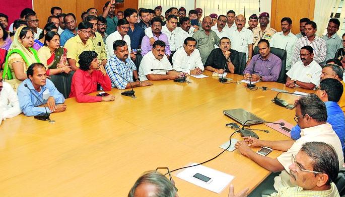 Seek permission from the court for the reserves of religious places | धार्मिक स्थळांच्या पुनसर्वेक्षणासाठी न्यायालयाला परवानगी मागा