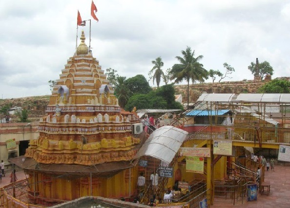 Confusion among devotees about Renuka Yatra in Saundatti | सौंदत्तीतील रेणुका यात्रेबाबत भाविकांत संभ्रम, यात्रेचा कार्यक्रम अद्याप जाहीर नाही