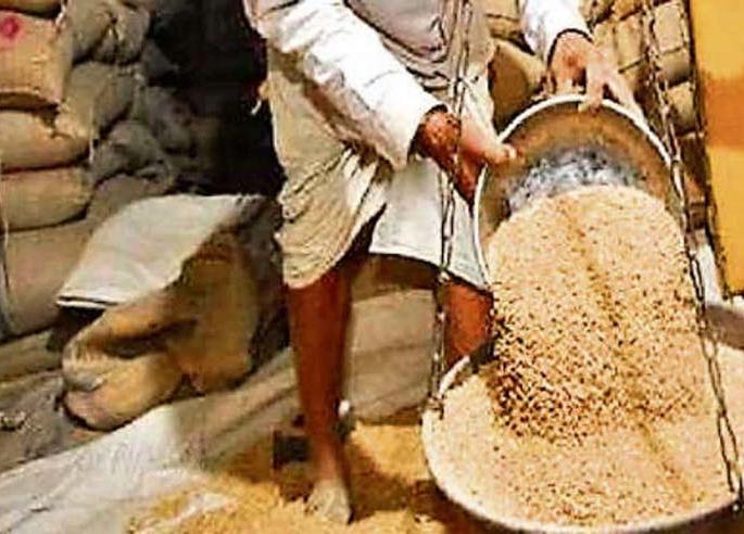 Answers of 4200 people ... Inspection of 200 shops and action on 6 shops | ४२०० लोकांचे जबाब...२०० दुकानांची तपासणी अन् ६ दुकानांवर कारवाई Answers of 4200 people ... Inspection of 200 shops and action on 6 shops | ४२०० लोकांचे जबाब...२०० दुकानांची तपासणी अन् ६ दुकानांवर कारवाई