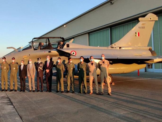 Story behind RB and BS tail number series of rafale jets lands in India | राफेल विमानाच्या टेलवर लिहिलेल्या RB आणि BS चा काय आहे अर्थ?