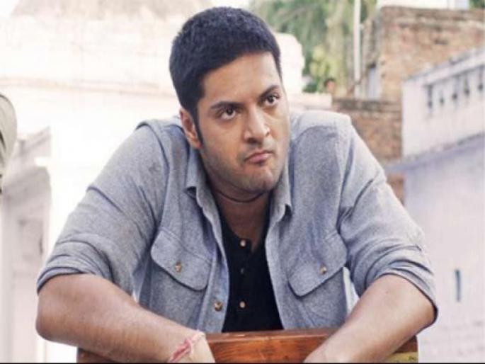 Boycott Mirzapur 2 trending on twitter because of Ali Fazal old tweet controversy | अली फजलच्या जुन्या ट्विटने पेटला वाद, #BoycottMirzapur2 चा ट्विटरवर ट्रेंड Boycott Mirzapur 2 trending on twitter because of Ali Fazal old tweet controversy | अली फजलच्या जुन्या ट्विटने पेटला वाद, #BoycottMirzapur2 चा ट्विटरवर ट्रेंड