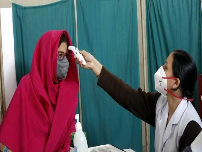 According to a new study coronavirus could show new symptoms in these orders | दुर्लक्ष नको! आता वेगळ्या क्रमाने दिसू लागली कोरोनाची लक्षणे, आधी येतो ताप मग सुरू होते अंगदुखी.... According to a new study coronavirus could show new symptoms in these orders | दुर्लक्ष नको! आता वेगळ्या क्रमाने दिसू लागली कोरोनाची लक्षणे, आधी येतो ताप मग सुरू होते अंगदुखी....