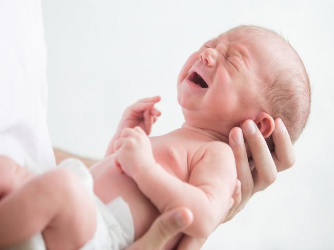 Mother gives birth to baby girl just 10 days after discovering she's pregnant | आता बोला! १० दिवसांआधी समजलं प्रेग्नेंट आहे; ११ व्या दिवशी मुलीला दिला जन्म, लोक म्हणाले - हे कसं झालं? Mother gives birth to baby girl just 10 days after discovering she's pregnant | आता बोला! १० दिवसांआधी समजलं प्रेग्नेंट आहे; ११ व्या दिवशी मुलीला दिला जन्म, लोक म्हणाले - हे कसं झालं?