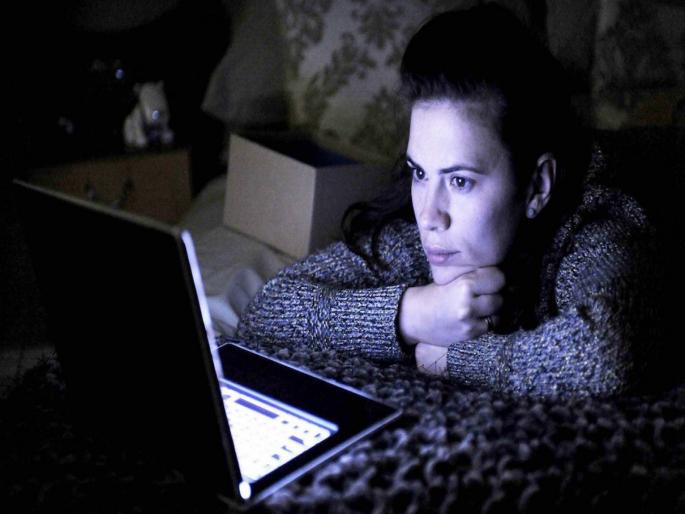 Now you can chat with dead people Microsoft got patent for Chatbot | आता मृत लोकांसोबतही करता येणार चॅटींग, विचित्र वाटत असलं तरी हे खरंच होणार आहे...