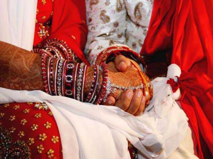 Wife breaks relationship with husband after reaching canada punjab moga | बोंबला! ३१ लाख खर्च करून पत्नीला कॅनडाला पाठवलं, पोहचल्यावर म्हणाली - 'फोन केला तर केस करेन' Wife breaks relationship with husband after reaching canada punjab moga | बोंबला! ३१ लाख खर्च करून पत्नीला कॅनडाला पाठवलं, पोहचल्यावर म्हणाली - 'फोन केला तर केस करेन'