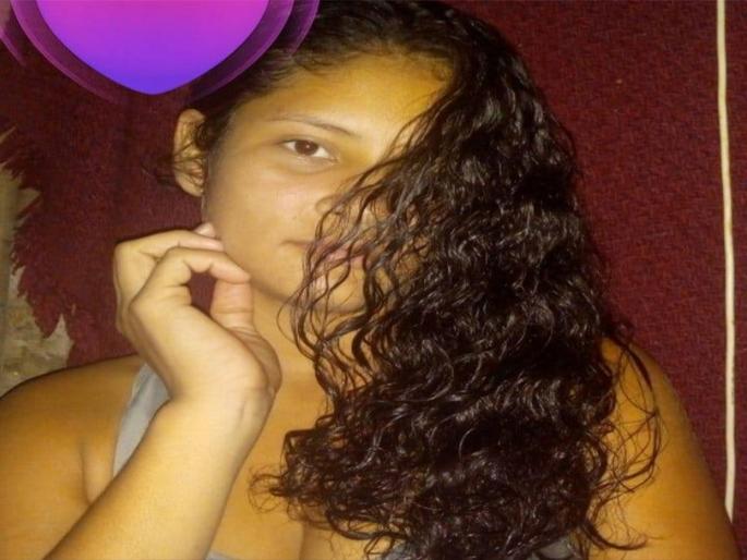 Girl predicted own death on Facebook post about the location of her dead body | धक्कादायक! मुलीने एक दिवसआधी केली होती मृत्यूची भविष्यवाणी, सांगितलं होतं तिथेच मिळाला मृतदेह.... Girl predicted own death on Facebook post about the location of her dead body | धक्कादायक! मुलीने एक दिवसआधी केली होती मृत्यूची भविष्यवाणी, सांगितलं होतं तिथेच मिळाला मृतदेह....