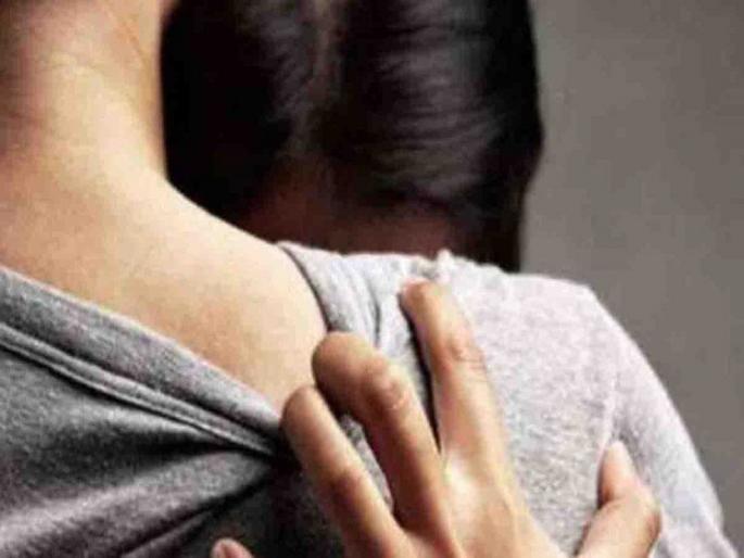 Girl caught in objectionable position came for bihar board matric exam 2021 katihar | परीक्षा द्यायला गेली अन् बंद खोलीत प्रियकरासोबत विचित्र अवस्थेत सापडली, पोलिसांनी लग्नच लावलं Girl caught in objectionable position came for bihar board matric exam 2021 katihar | परीक्षा द्यायला गेली अन् बंद खोलीत प्रियकरासोबत विचित्र अवस्थेत सापडली, पोलिसांनी लग्नच लावलं