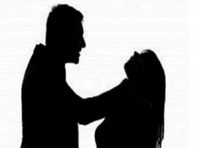 Gift given to wife on valentine day after few hours murder by husband Gurugram | व्हॅलेंटाइन डे ला पत्नीच्या अफेअरचा झाला खुलासा, आधी पत्नीला दिलं गिफ्ट मग केली हत्या.... Gift given to wife on valentine day after few hours murder by husband Gurugram | व्हॅलेंटाइन डे ला पत्नीच्या अफेअरचा झाला खुलासा, आधी पत्नीला दिलं गिफ्ट मग केली हत्या....