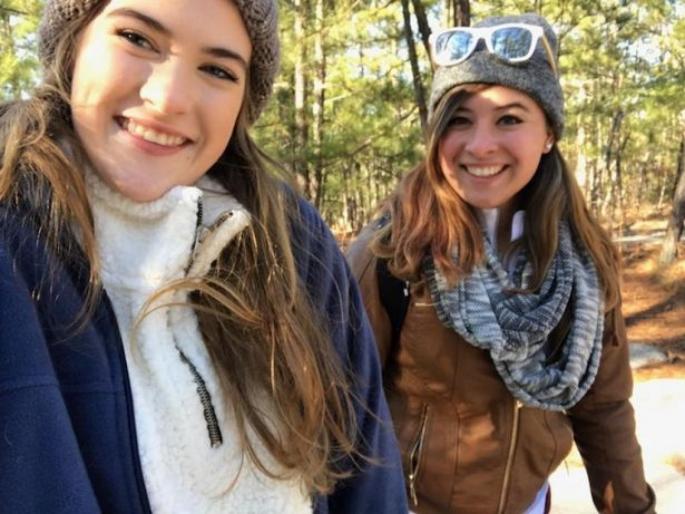 Girl conceived via sperm donor on mission to meet 60 half-siblings and counting | स्पर्म डोनेशनमधून जन्माला आलेल्या तरूणीचे शोधले तिचे ६० भाऊ--बहीण, रिअल 'विक्की डोनर' आहे वडील Girl conceived via sperm donor on mission to meet 60 half-siblings and counting | स्पर्म डोनेशनमधून जन्माला आलेल्या तरूणीचे शोधले तिचे ६० भाऊ--बहीण, रिअल 'विक्की डोनर' आहे वडील