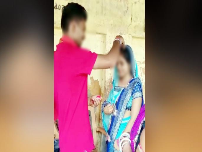 Bihar : The aunt fell in love with the nephew escaped after got married | बाबो! भाच्यावर फिदा झाली मामी, संधी मिळताच पळून गेले अन् उरकून टाकलं लग्न! Bihar : The aunt fell in love with the nephew escaped after got married | बाबो! भाच्यावर फिदा झाली मामी, संधी मिळताच पळून गेले अन् उरकून टाकलं लग्न!