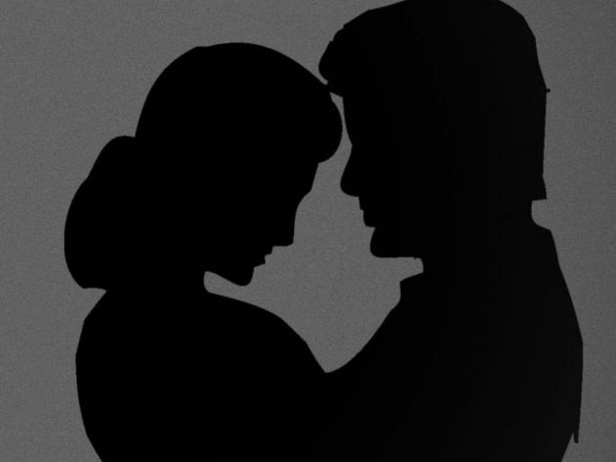 Villagers beaten up married women lover, who came to meet her in knight | बोंबला! विवाहित प्रेयसीला अंधारात भेटायला आला होता प्रियकर, झालं असं काही की हॉस्पिटलमध्ये पोहोचला... Villagers beaten up married women lover, who came to meet her in knight | बोंबला! विवाहित प्रेयसीला अंधारात भेटायला आला होता प्रियकर, झालं असं काही की हॉस्पिटलमध्ये पोहोचला...