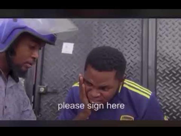 Two slaps ordered by the girl, delivered to ex boyfriend's house .... | मुलीने ऑर्डर केल्या दोन कानशिलात, डिलिव्हरी झाली एक्स बॉयफ्रेंडच्या घरी.... Two slaps ordered by the girl, delivered to ex boyfriend's house .... | मुलीने ऑर्डर केल्या दोन कानशिलात, डिलिव्हरी झाली एक्स बॉयफ्रेंडच्या घरी....