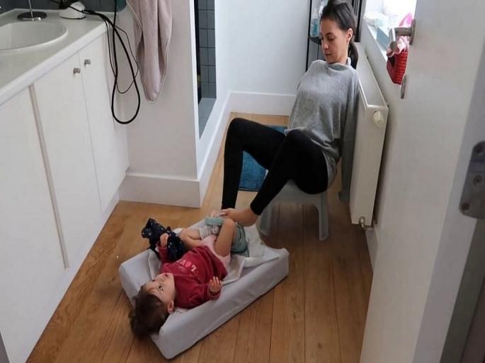 woman from brazil with no arms without hands cooks food and takes care of her daughter | दोन हात गमवावलेली ही महिला आपल्या बाळाचा असा करते सांभाळ, पाहुन डोळ्यात पाणी येईल woman from brazil with no arms without hands cooks food and takes care of her daughter | दोन हात गमवावलेली ही महिला आपल्या बाळाचा असा करते सांभाळ, पाहुन डोळ्यात पाणी येईल