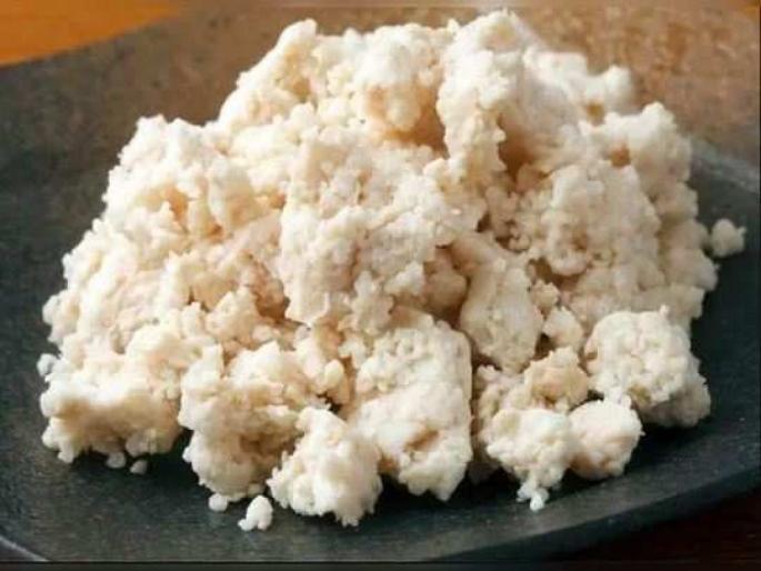 tricks and tips to know adultration or mixing in mawa or khoya | दिवाळीत बनावट मावा खाऊन पडू नका आजारी, 'असा' ओळखा भेसळयुक्त मावा... tricks and tips to know adultration or mixing in mawa or khoya | दिवाळीत बनावट मावा खाऊन पडू नका आजारी, 'असा' ओळखा भेसळयुक्त मावा...