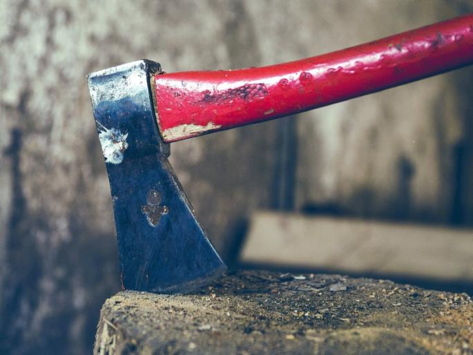 New Jersey : Grandson killed his grandfather with axe claimed god made me do it police arrested- | आजोबा 'राक्षस' असल्याचं सांगत कुऱ्हाडीने केली हत्या, म्हणाला - 'देवानेच मला असं सांगितलं' New Jersey : Grandson killed his grandfather with axe claimed god made me do it police arrested- | आजोबा 'राक्षस' असल्याचं सांगत कुऱ्हाडीने केली हत्या, म्हणाला - 'देवानेच मला असं सांगितलं'