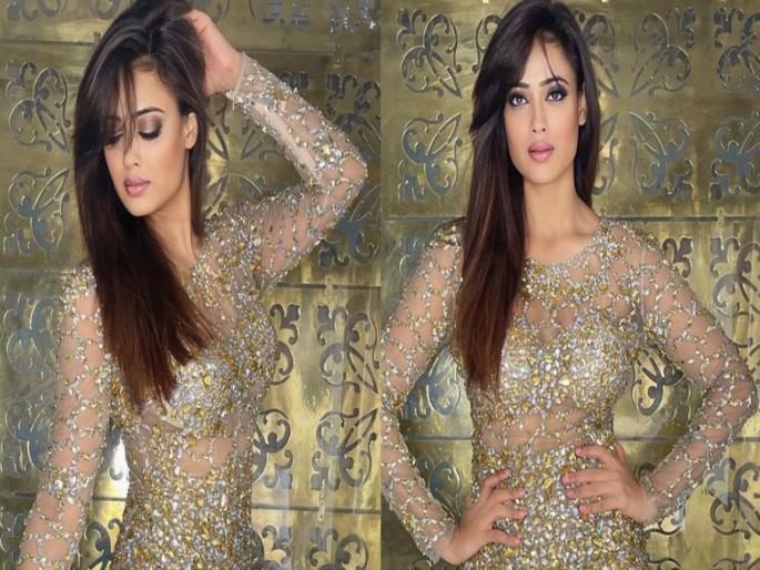 Shweta Tiwari flaunts her beauty in a transparent dress will say 16 year old girl failed | Shweta Tiwari ने ट्रान्सपरन्ट ड्रेसमधील फोटो केले शेअर, बघून फॅन्स झाले फिदा Shweta Tiwari flaunts her beauty in a transparent dress will say 16 year old girl failed | Shweta Tiwari ने ट्रान्सपरन्ट ड्रेसमधील फोटो केले शेअर, बघून फॅन्स झाले फिदा