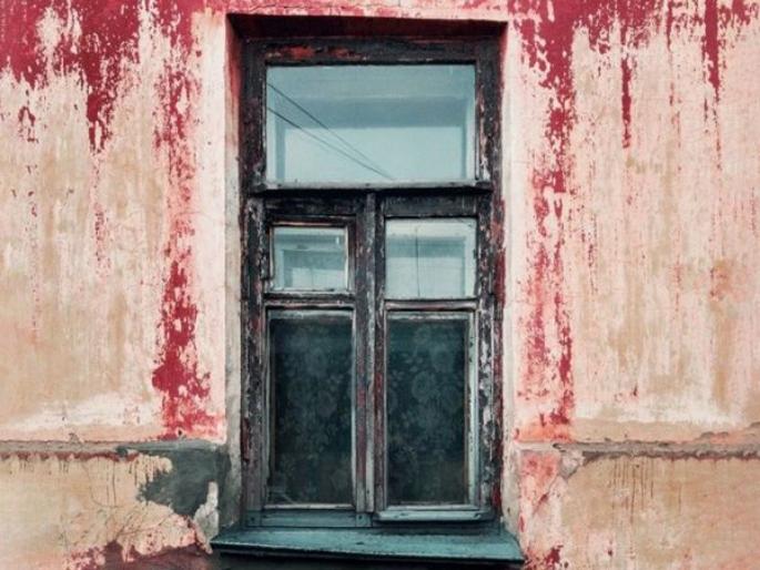 Can you find cat in this pic, Photo goes viral on social media | 'या' फोटोत लपली आहे एक मांजर, भलेभले शोधून दमले पण मांजर काही दिसेना! तुम्हीही करा ट्राय...