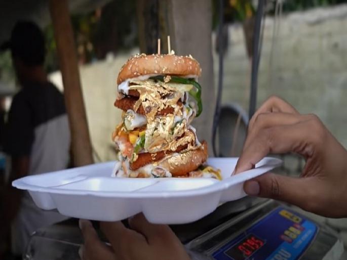 24 caret gold burger free but there is one condition | खऱ्या अर्थाने सुवर्णसंधी! २४ कॅरेट सोन्याचा बर्गर फ्री मध्ये, फक्त अट एकच, जाणून घ्या कोणती?