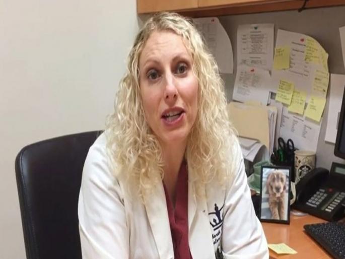 Female doctor thrown out of job by colleagues after removing item in patients private part | व्यक्तीच्या प्रायव्हेट पार्टमध्ये फसली होती टोकदार वस्तू, ती काढल्याने महिला डॉक्टरची गेली नोकरी Female doctor thrown out of job by colleagues after removing item in patients private part | व्यक्तीच्या प्रायव्हेट पार्टमध्ये फसली होती टोकदार वस्तू, ती काढल्याने महिला डॉक्टरची गेली नोकरी