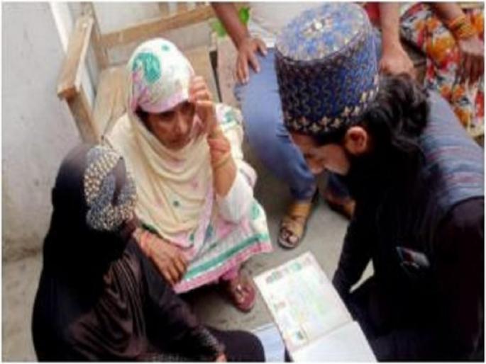 UP : Bride refused to tie the knot with groom, married to her lover in front of police | ऐनवेळी नवरीने निकाह करण्यास दिला नकार, पोलिसांना बोलवून प्रियकरासोबत केलं लग्न UP : Bride refused to tie the knot with groom, married to her lover in front of police | ऐनवेळी नवरीने निकाह करण्यास दिला नकार, पोलिसांना बोलवून प्रियकरासोबत केलं लग्न