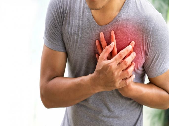 Health care tips : Body gives this signal when there is a chest infection | छातीत इन्फेक्शन झालं तर शरीर देतं काही संकेत, चुकूनही करू नका दुर्लक्ष! Health care tips : Body gives this signal when there is a chest infection | छातीत इन्फेक्शन झालं तर शरीर देतं काही संकेत, चुकूनही करू नका दुर्लक्ष!